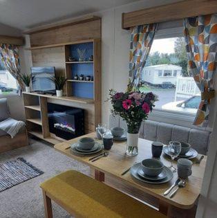 Port Seton House | Emi's Caravan at Seton Sands Holiday Village