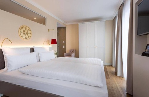 Amorbach Hotel | EMICHS Hotel