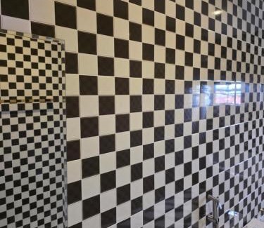 Adabi Hotel | Emike Luxury Hotel & Suites