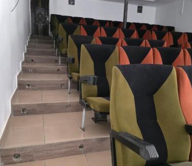 Adabi Hotel | Emike Luxury Hotel & Suites