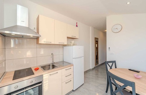 Zaton Apartment | Emila's Apartment- Pink