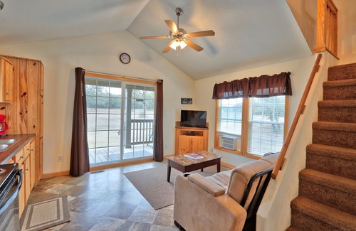 Wimberley Cabin | Emily Ann Cabin with Swimming Pool Access!