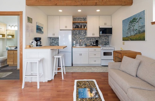 Orcas House | Emily's Cottage at Cayou Channel - Orcas Island