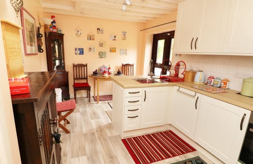 Great Dunham Cottage | EMILY'S RETREAT AT THE GREAT BARN, with a garden in Litcham