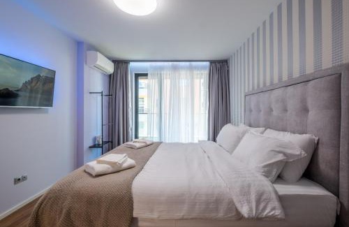 Vitosha District Apartment | Emirates Luxury Apartment Free Parking Terrace