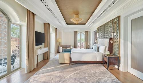 Abu Dhabi Resort | Emirates Palace Mandarin Oriental, Abu Dhabi