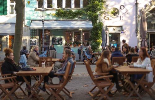 Winterthur Bed & Breakfast | EMMA Bett und Bistro