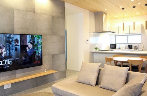 Motobu House | emma green/Kunigamigun Okinawa