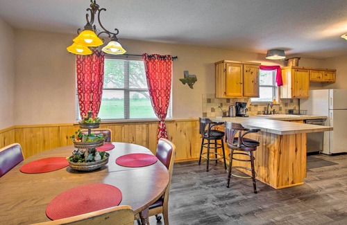 Emory House | Emory Escape w/Pond Access < 13 Mi to Lake!