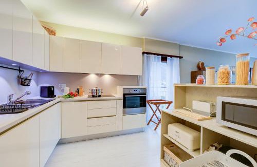 Capolago Apartment | Emotion Lake View - Happy Rentals
