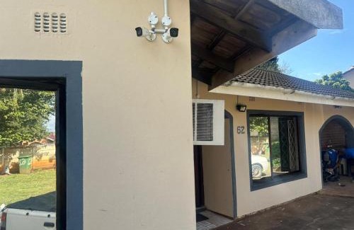 Empangeni House | Empangeni guest house 2