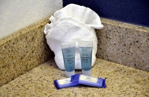 Absecon Hotel | Empire Inn & Suites Atlantic City Absecon