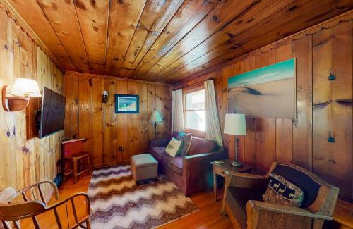 Empire House | Empire Lodge