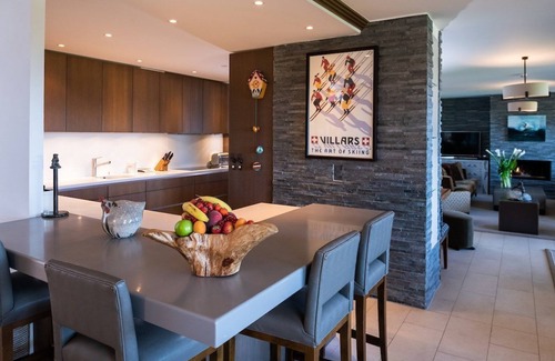 Villars-sur-Ollon Condo | Emplacement de Choix pour 16 | Wi-Fi Gratuit + Spa