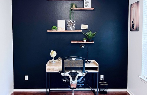 Spring House | 🤩EMPOWER House! WOODLANS Location! Beautiful patio and KIDS corner. 8 Beds