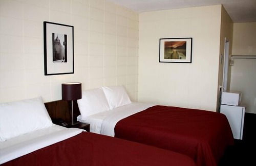 Fallsview Hotel | Empress Inn and Suites by The Falls