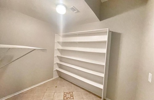 North San Antonio - SAT House | Empty House gives you savings bring airbeds or sleeping bags
