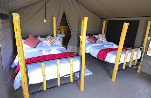 Narok Hotel | Emunyan Mara Camp