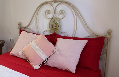 Santa Maria la Carita Apartment | Emy's Country House