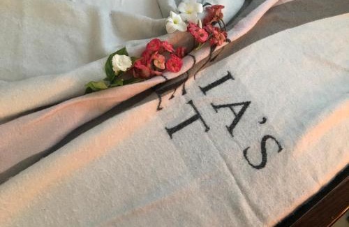 Villa Espana Apartment | En el corazón de la romana con a/c, wifi, luz y gas incluido.