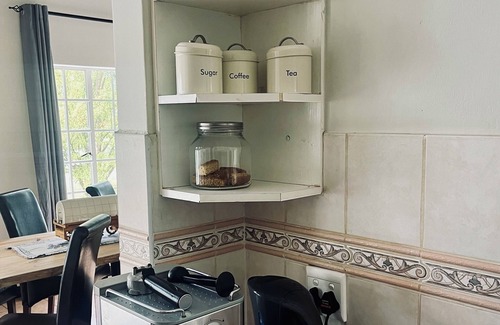 Pretoria House | Entire Cape-Dutch house on boutique horse farm. Pet-friendly! Digital Nomads!