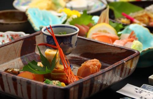 Enakyo Hotel | Ena Totaro