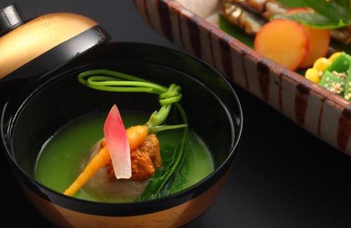 Enakyo Hotel | Ena Totaro