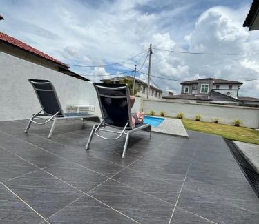 Krubong House | EnaBella Homestay Pool Melaka
