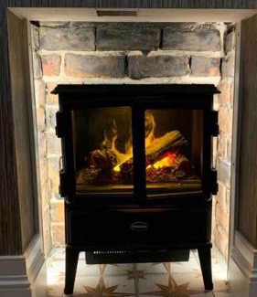 Londonderry House | ENAS COVE Homely Getaway