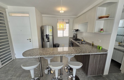 Girardot Apartment | Encantador Apartamento Vacacional en Girardot con Balcon y Vista a la Piscina