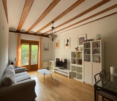 Molina de Aragon Apartment | Encantador Piso en la Antigua Casa de Correos