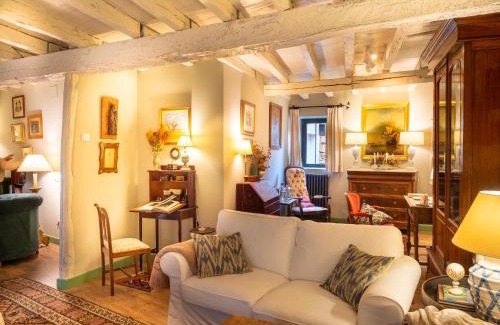 Santo Domingo de Silos House | Encantadora Casa de Pueblo con 5 Hab. en Burgos