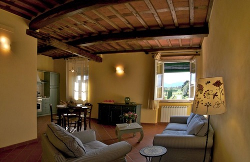 Monte San Quirico House | "encantea" lovely country house - apartment "Timo"
