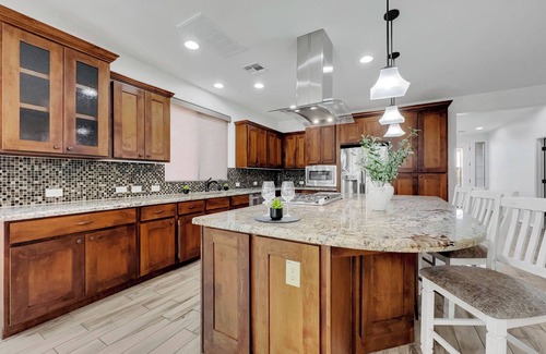 Encanterra House | Encanterra 55+ Luxe Special! Firepit! 30 Ngt Min.