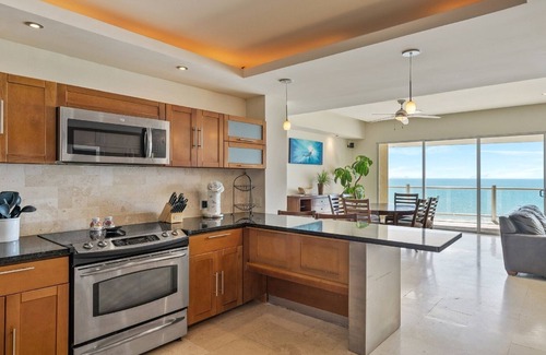 Puerto Penasco Condo | Encanto Living 1101 by Kivoya