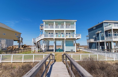 Stavanger Beach Condo | Enchanted Beachfront