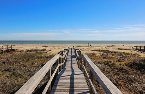 Stavanger Beach Condo | Enchanted Beachfront