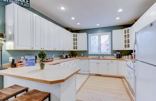 Mount Ida Condo | Enchanted Forest/280BVD Hosted by LOVR