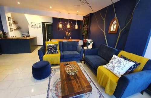 Bath House | Enchanted Hideaway, Bath