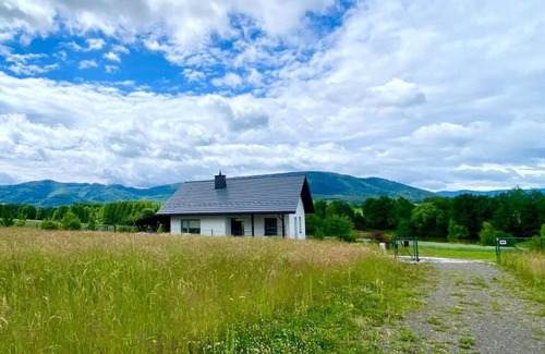Porabka House | Enchanted Hill House of the Beskids
