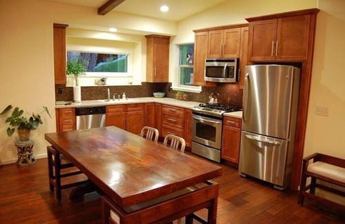 Carmel House | Enchanted Oaks~Lovely Retreat in the Treetops~Gorgeous, Peaceful, Private