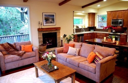 Carmel House | Enchanted Oaks~Lovely Retreat in the Treetops~Gorgeous, Peaceful, Private