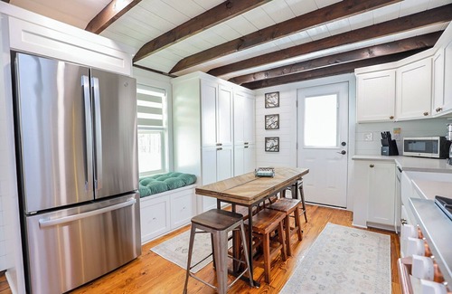 Rice Cottage | Enchanting 2 Bedroom Cottage, The Fox Den, 258 Acres, Farmville, VA