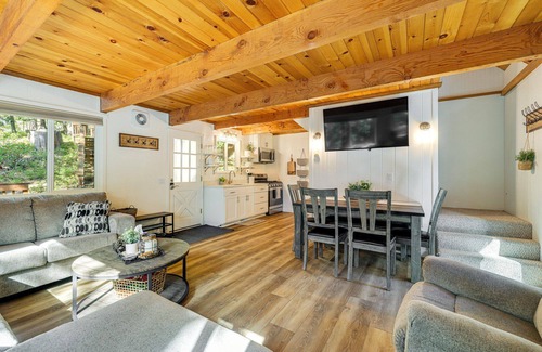 Cold Springs Cabin | Enchanting 3-bedroom cabin in Cold Springs