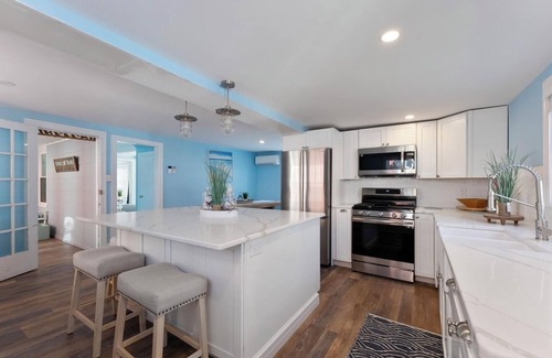 North End Cottage | Enchanting 3-bedroom classic cottage with AC and modern luxury in Ocean City