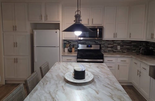 Harbor Springs House | Enchanting 4-bedroom house with WiFi in Harbor Springs