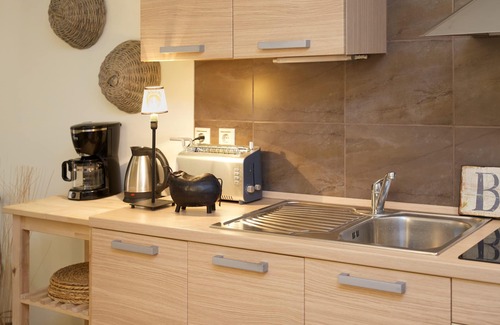 Karavomylos Apartment | Enchanting Aelia (3 bedrooms, 76m2, sleeps 5 persons)