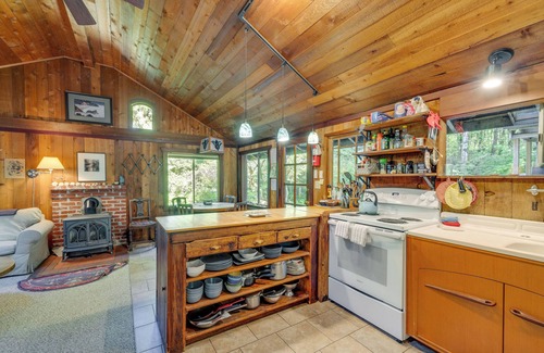 Arch Cape Cabin | Enchanting Arch Cape Retreat w/Hot Tub, Fireplace