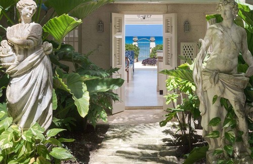 Little Battaleys Villa | Enchanting Beachfront Retreat - Leamington Cottage