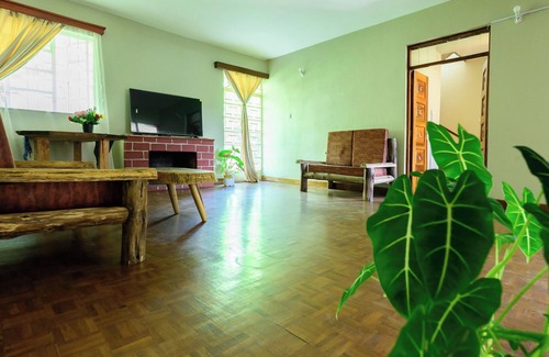 Arusha Bed & Breakfast | Enchanting bed & breakfast with WiFi in Arusha